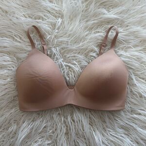 Skims Wireless Form T-shirt Bra Clay Size 34D